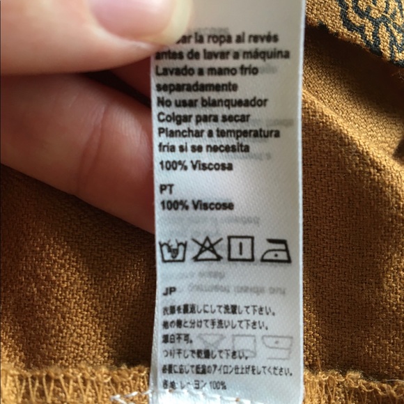 Amuse • Patterned Dress - Picture 4 of 4